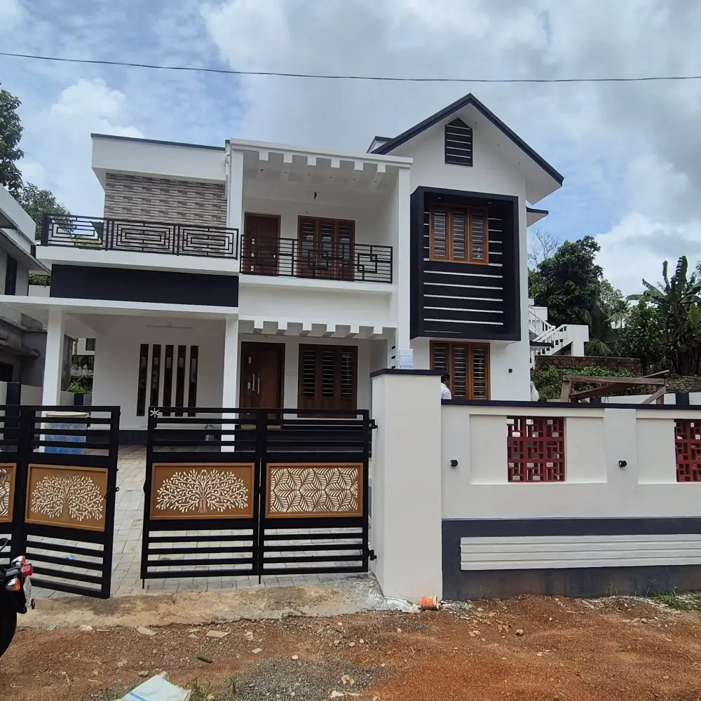 7 Cent land with New house for sale near Deluxe padi 85 lakh negotiable