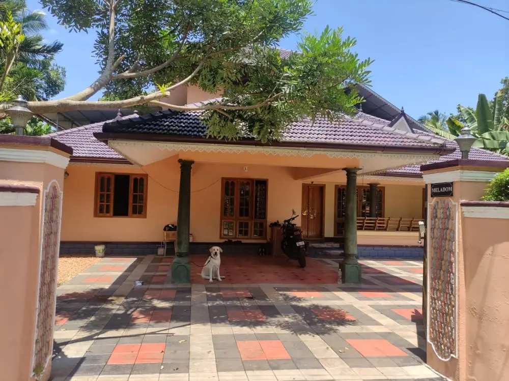 16.5 Cent land with 3 Bedroom attached House for sale near Kurichi, Mandiram 1.35 Crore negotiable